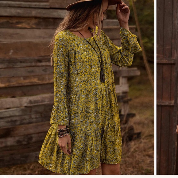 BOHO FLORAL TIERED DRESS SMALL AVAILABLE  NWT - Picture 4 of 9